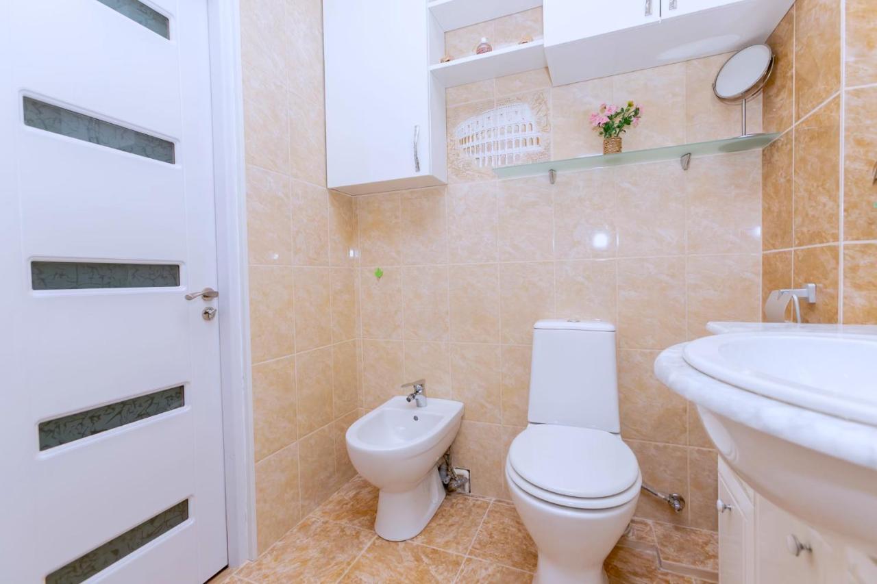 Apartament De Lux Cu 2 Camere Si Living Chisinau Luaran gambar